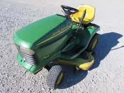 John Deere LT 166