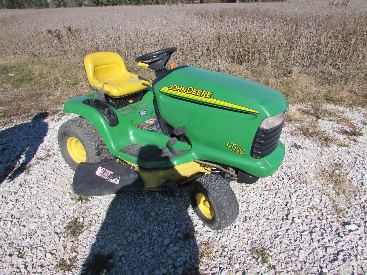 John Deere LT 150