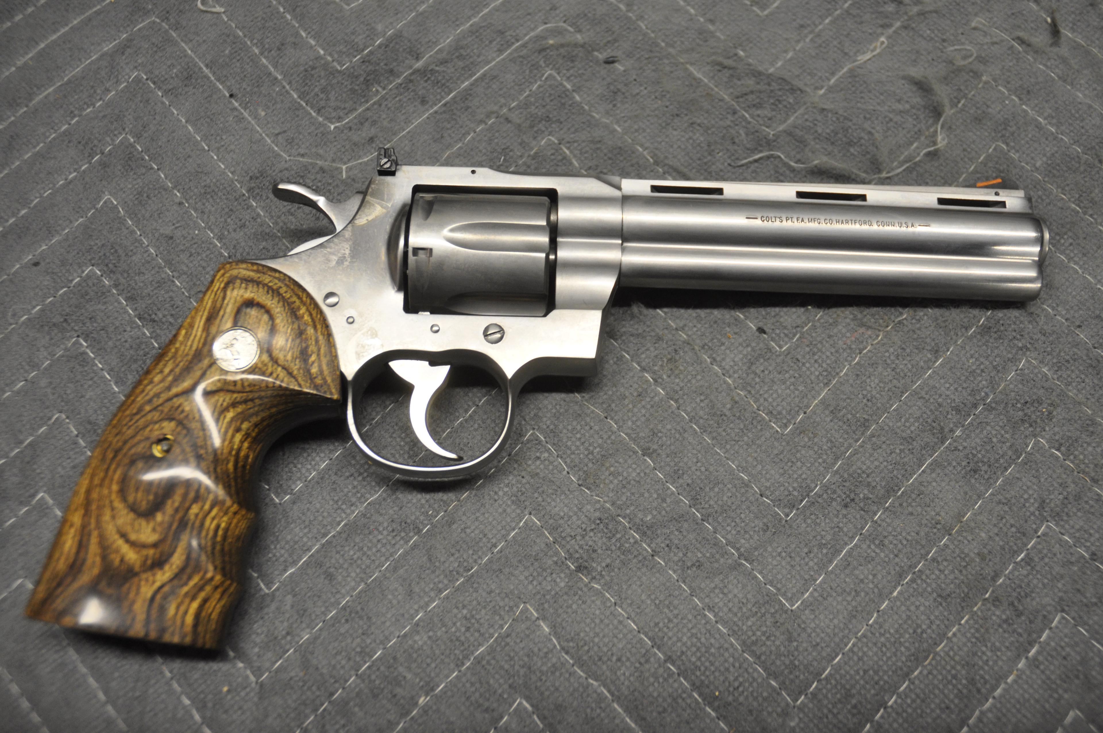 Colt Python Elite