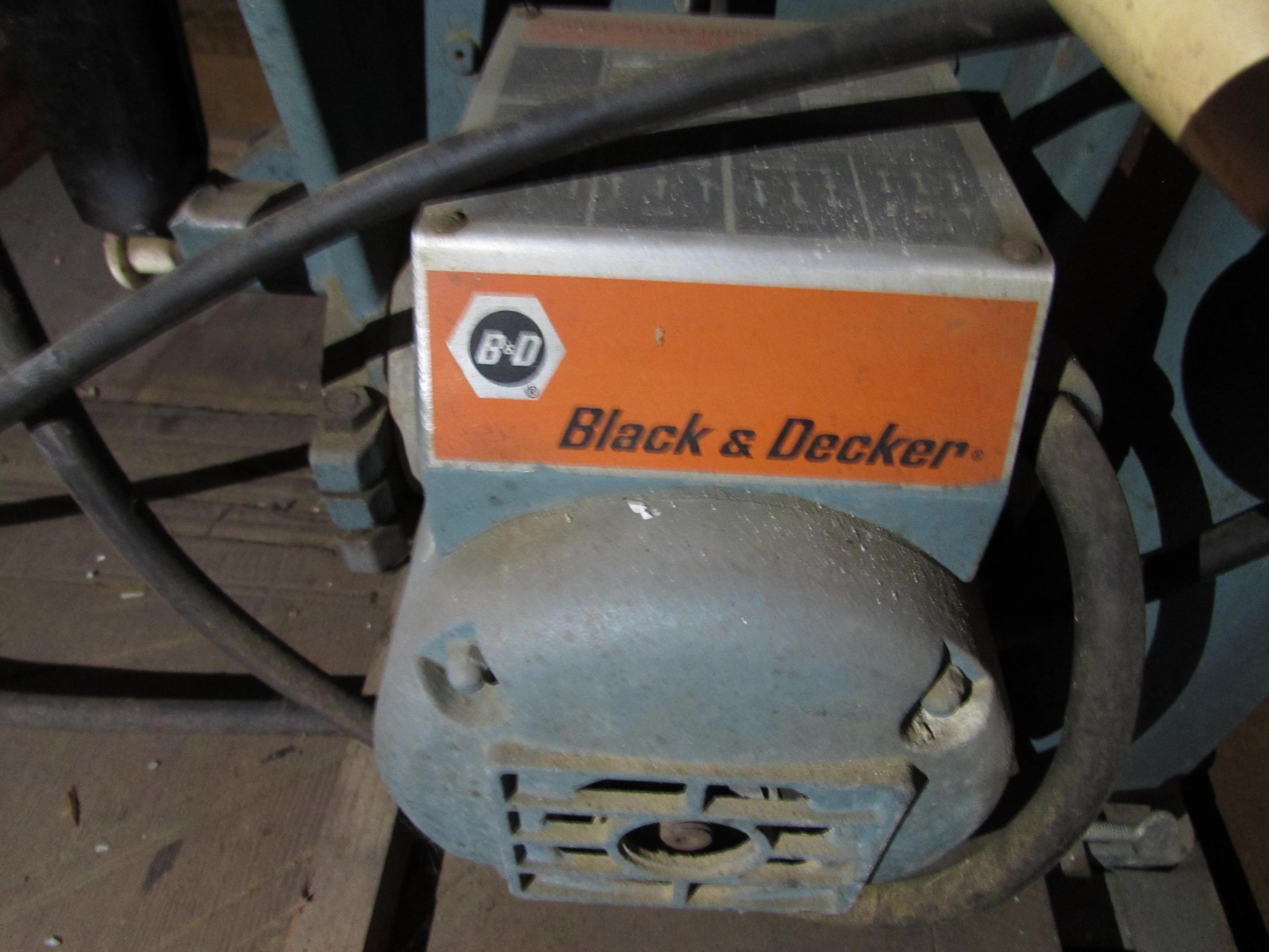 Black & Decker 10" Radial Arm Saw