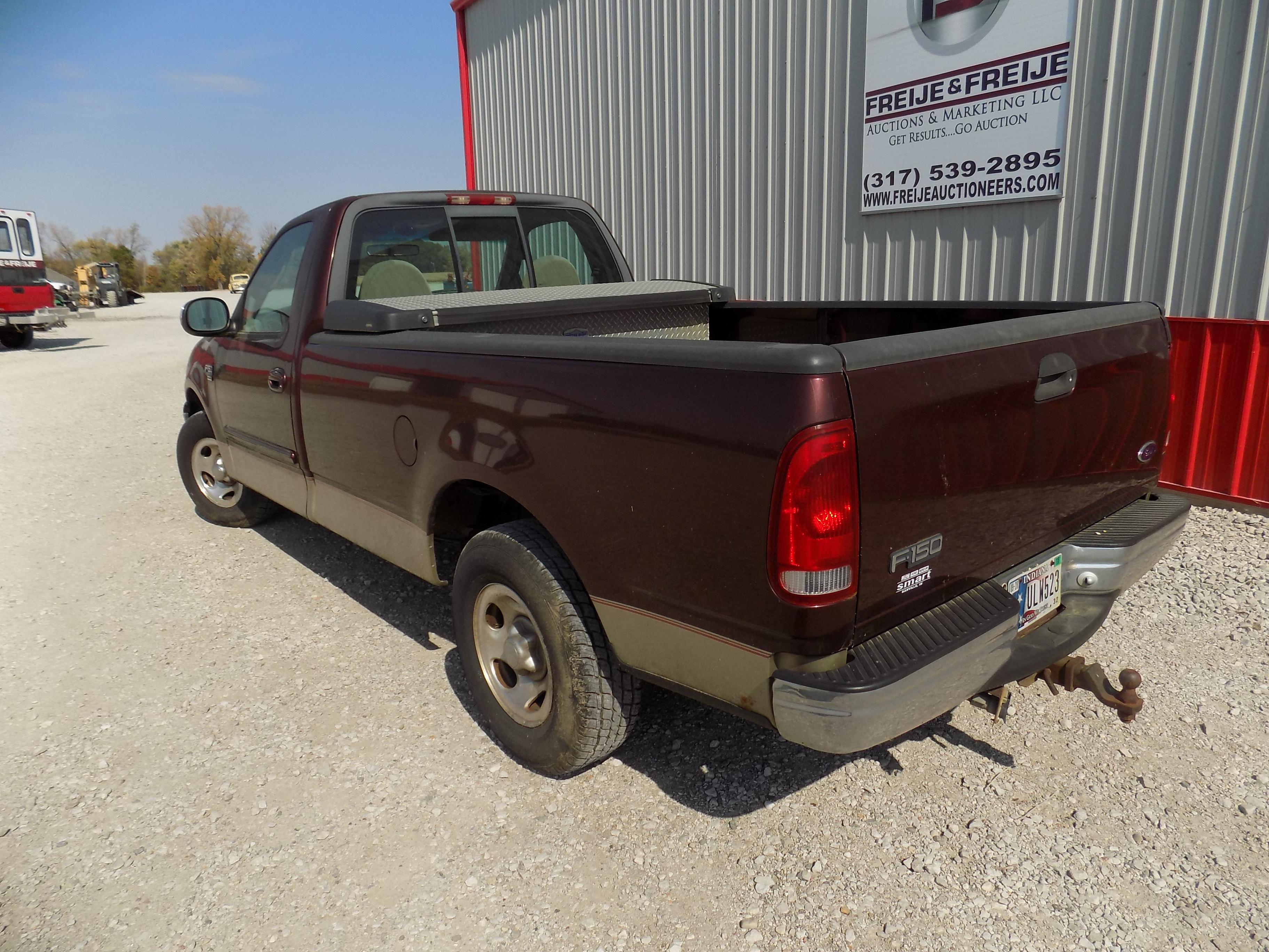 2000 Ford F-150XLT Miles Show: 81,305