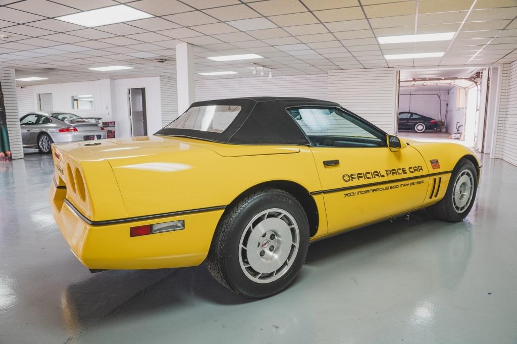 1986 Chevy Corvette Miles Show: 29,608