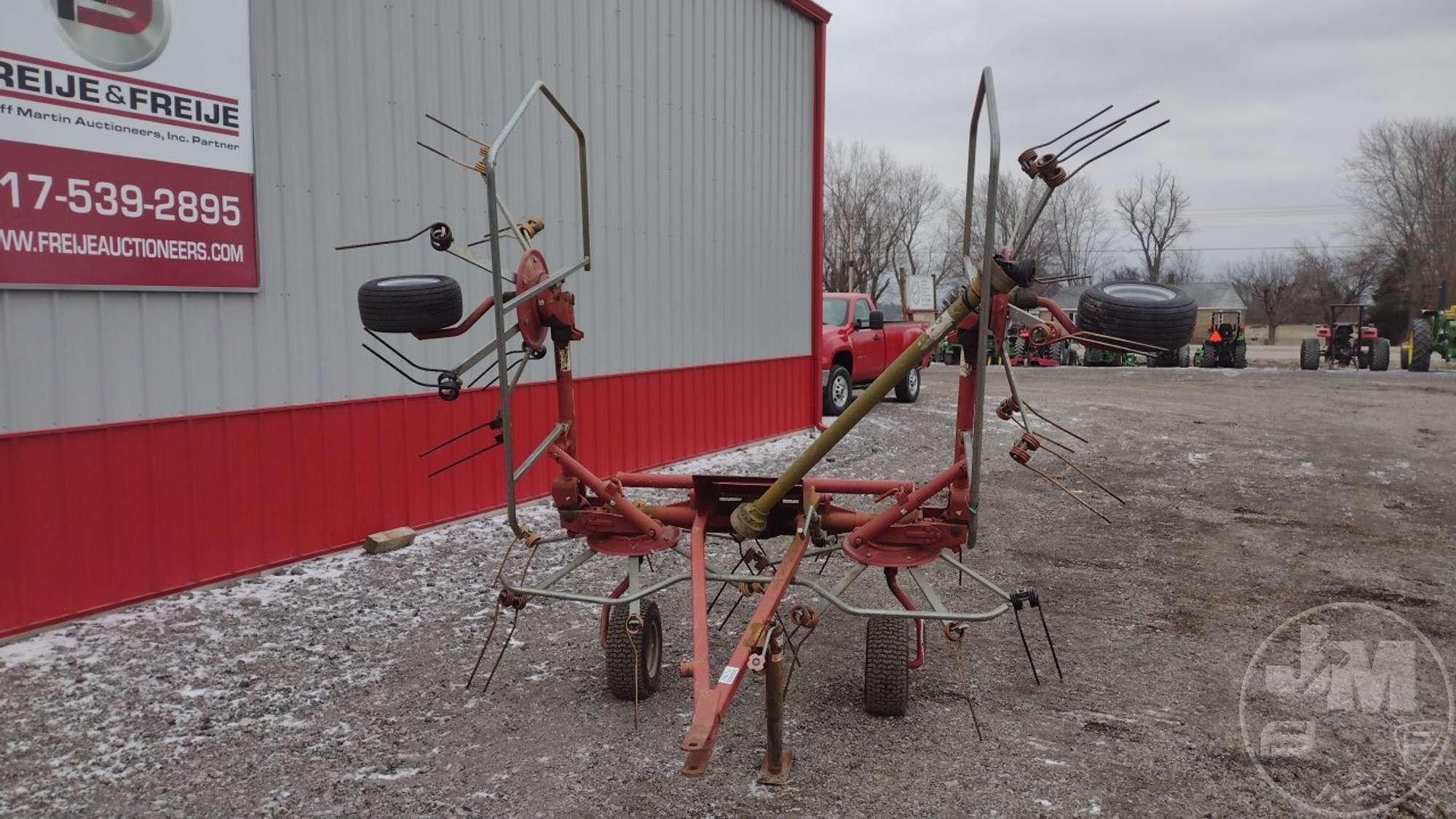 SITREX HAY TEDDER ST520 TEDDER SN: 142405