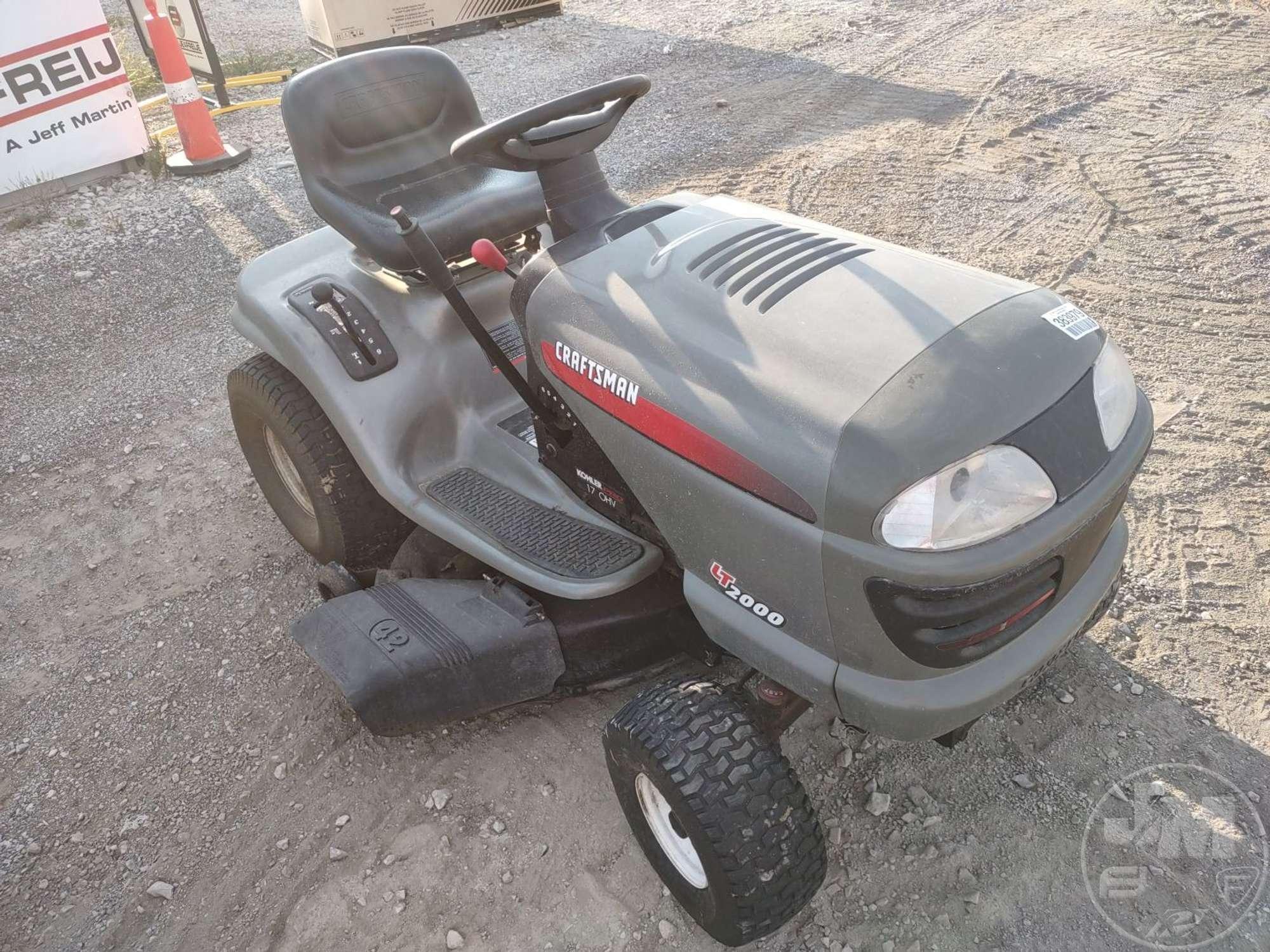 CRAFTSMAN LT2000 RIDING MOWER SN: 042103B011795