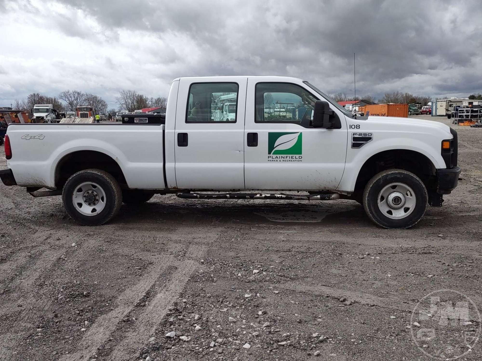 2008 FORD F-250 XL CREW CAB 4X4 PICKUP VIN: 1FTSW21568EB34250