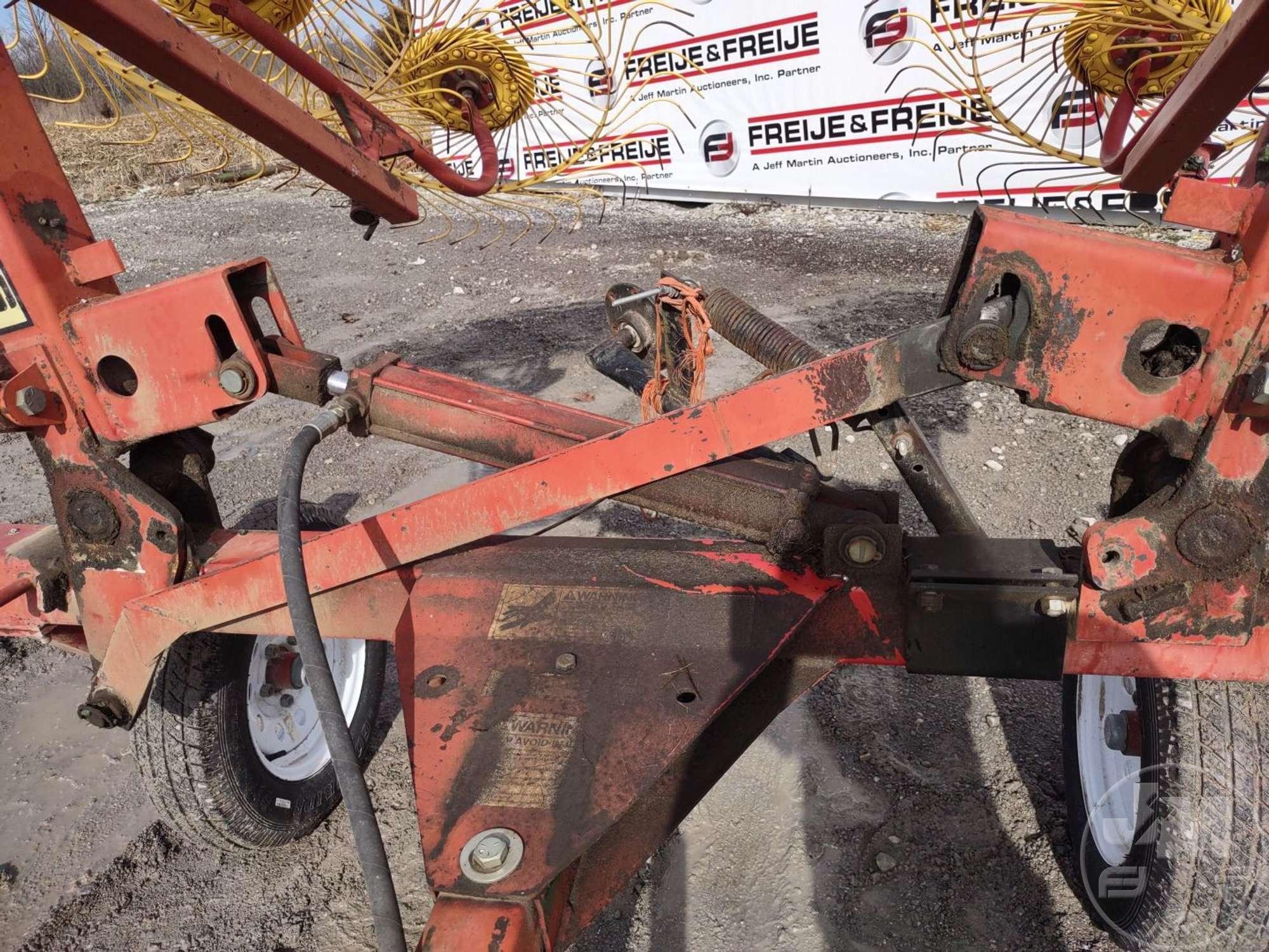 H&S HAY RAKE V10