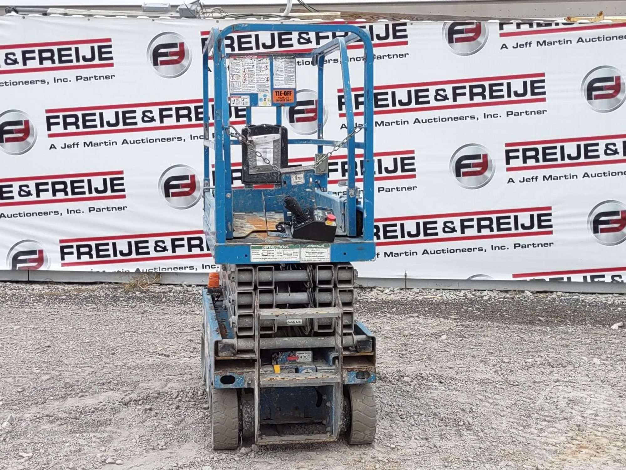 2016 GENIE GS-1930 25 SCISSOR LIFT SN: GS3016P-152535