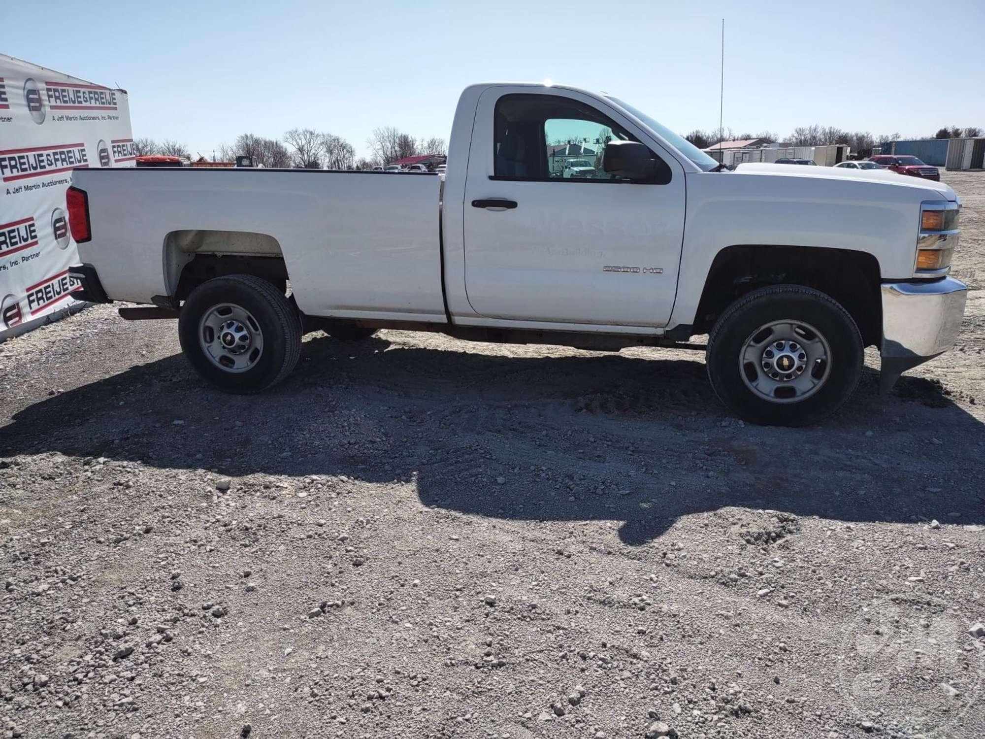 2015 CHEVROLET SILVERADO 2500 REGULAR CAB PICKUP VIN: 1GC0CUEG8FZ551107