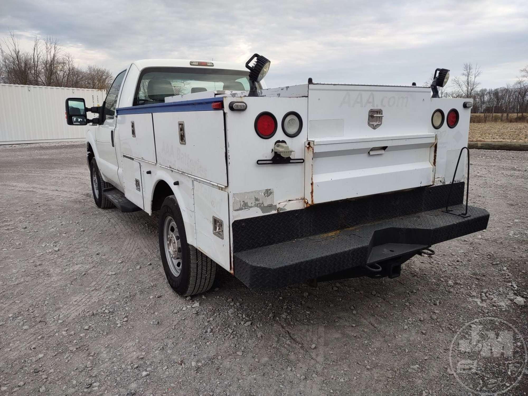 2013 FORD F-350 S/A MECHANICS TRUCK VIN: 1FDRF3B64DEB29999