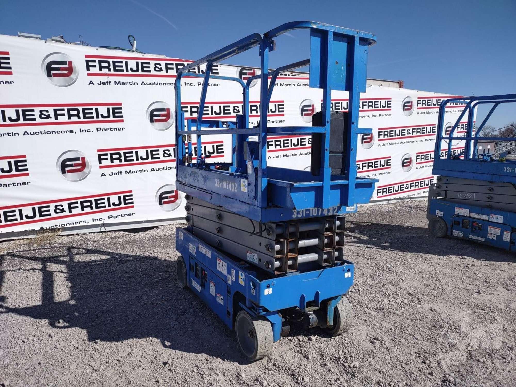 2014 GENIE GS-1930 25 SCISSOR LIFT SN: GS3015A-140798