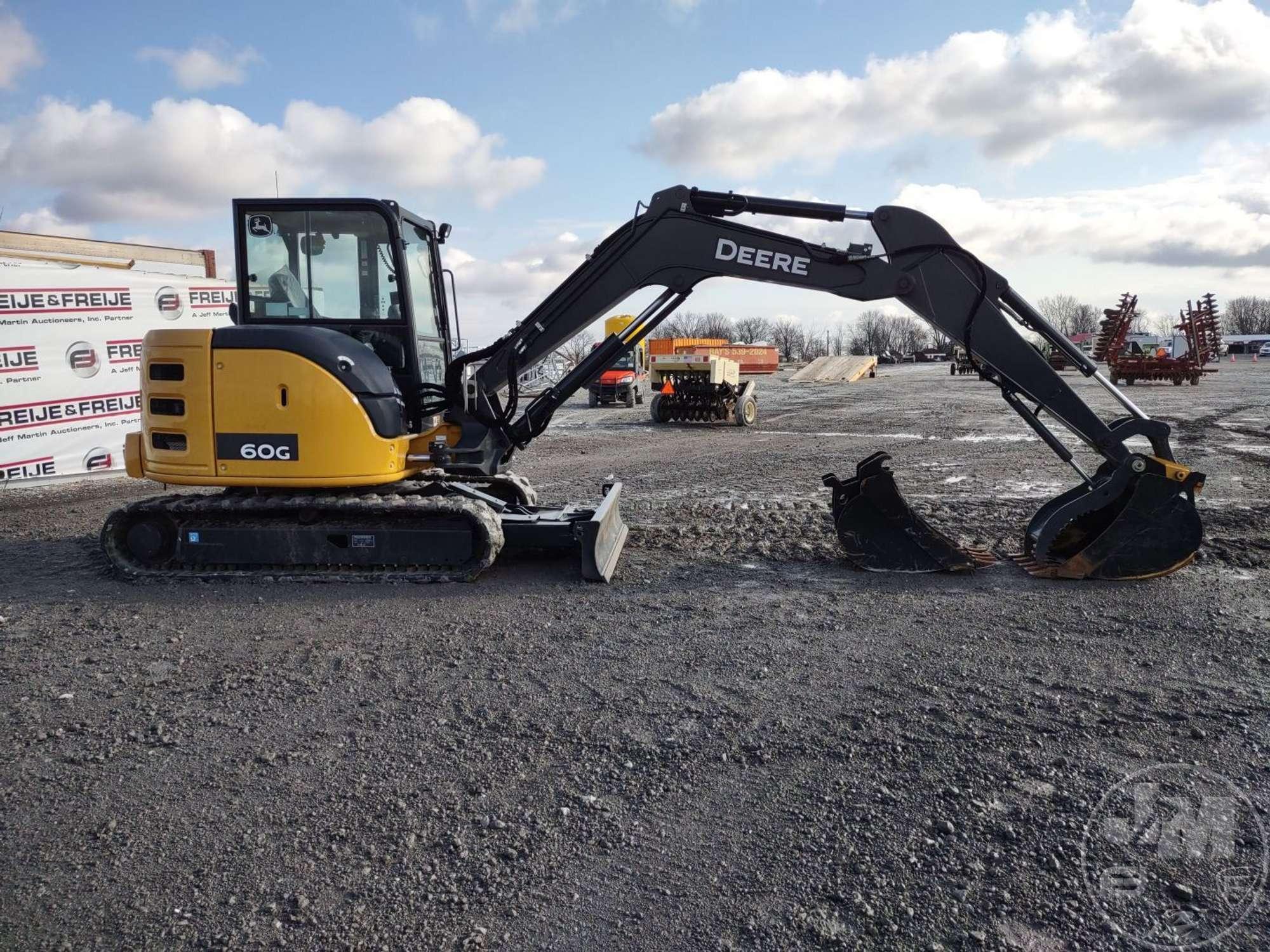 2019 DEERE 60G HYDRAULIC EXCAVATOR SN: 1FF060GXCKJ291056