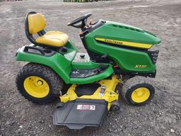 2015 JOHN DEERE X530 RIDING MOWER SN: 1M0X530AVFM103212