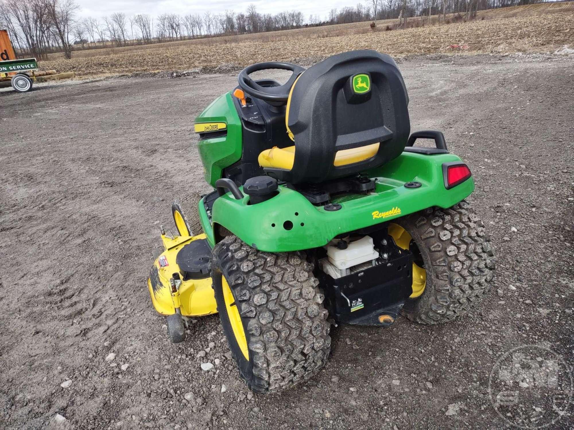 2015 JOHN DEERE X530 RIDING MOWER SN: 1M0X530AVFM103212