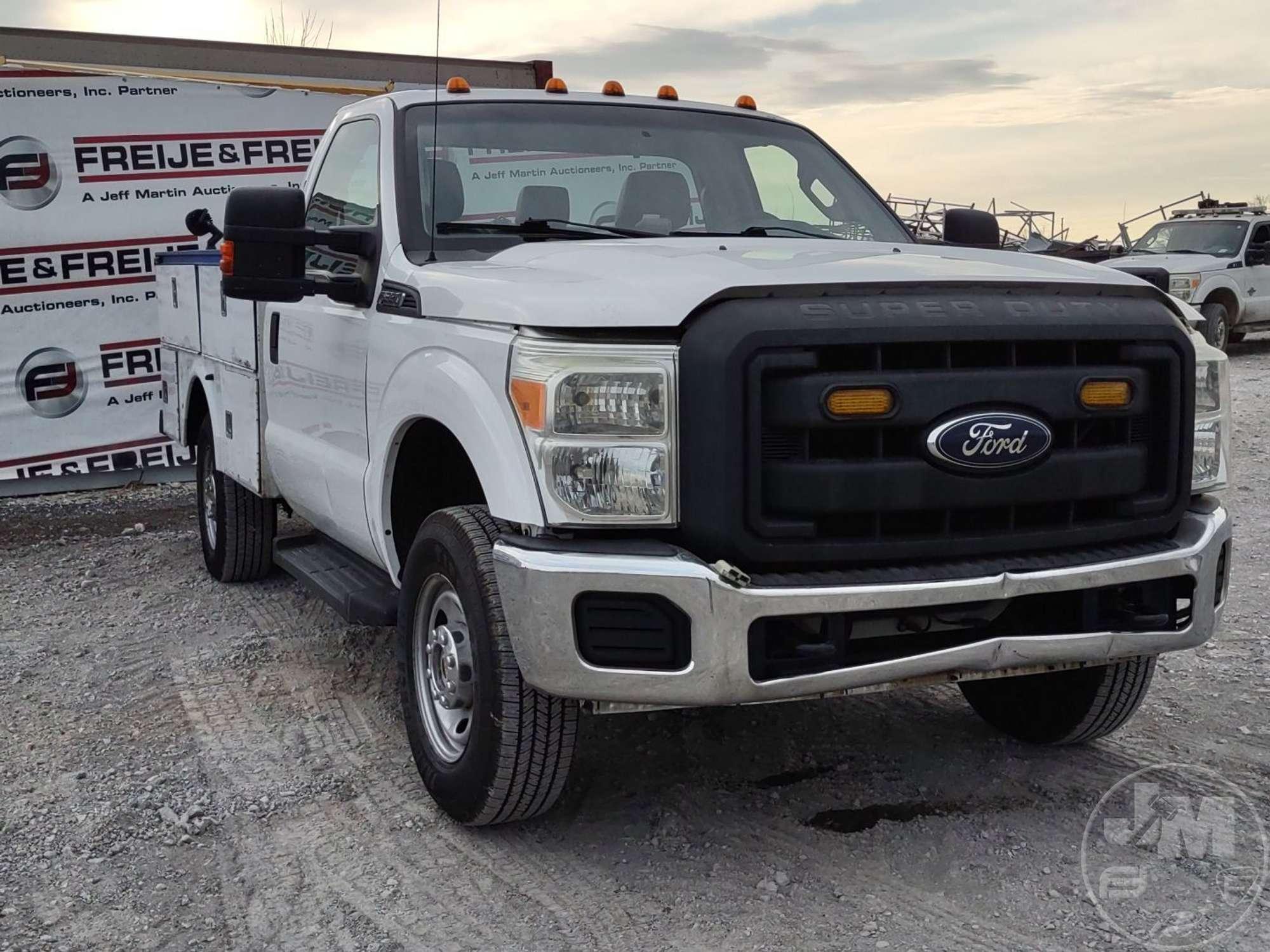 2013 FORD F-350 S/A MECHANICS TRUCK VIN: 1FDRF3B64DEB29999