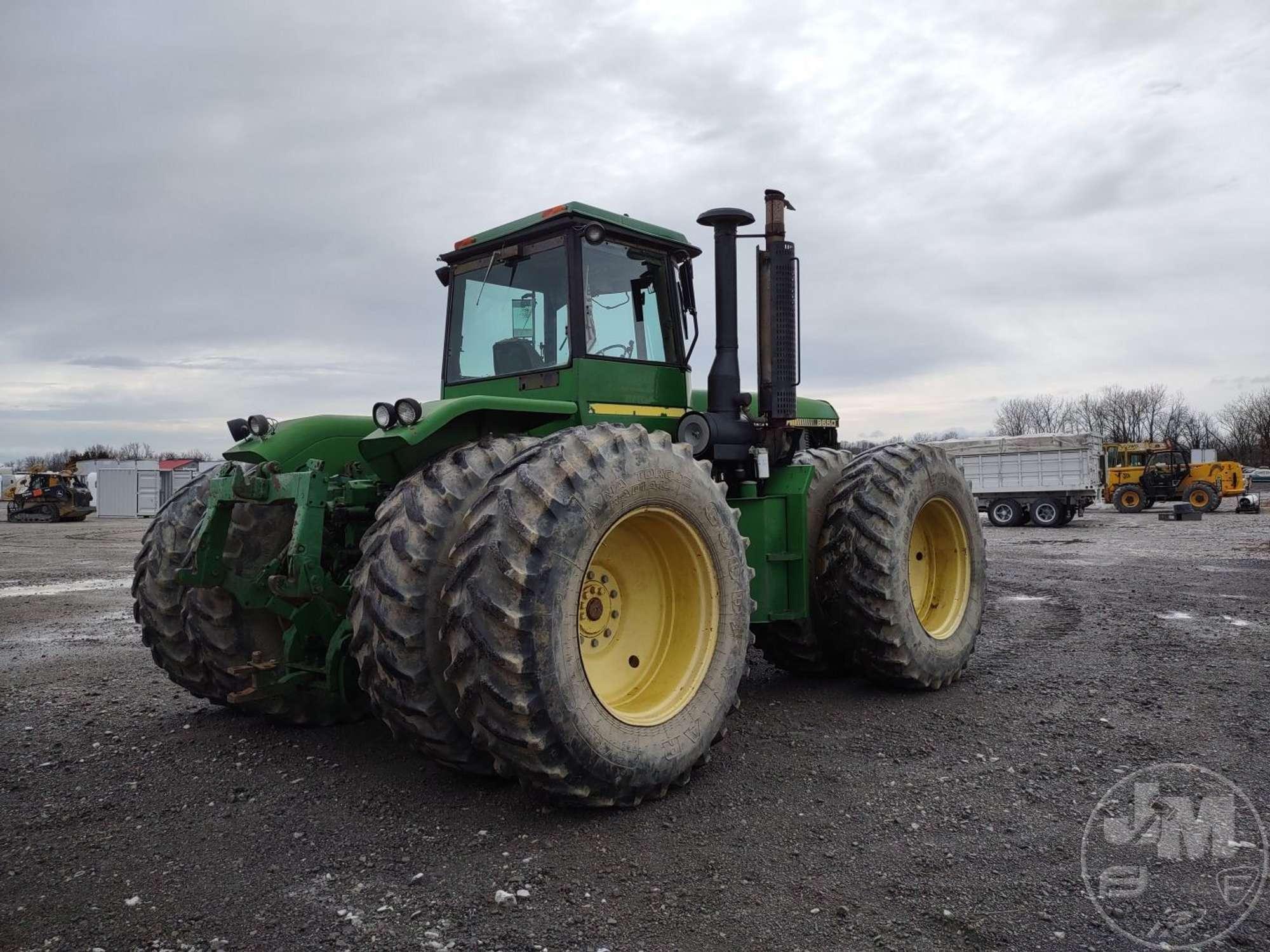 1985 JOHN DEERE 8650 4X4 TRACTOR SN: RW8650H007070