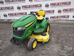 2018 JOHN DEERE X580 RIDING MOWER SN: 1M0X580AKJM133327