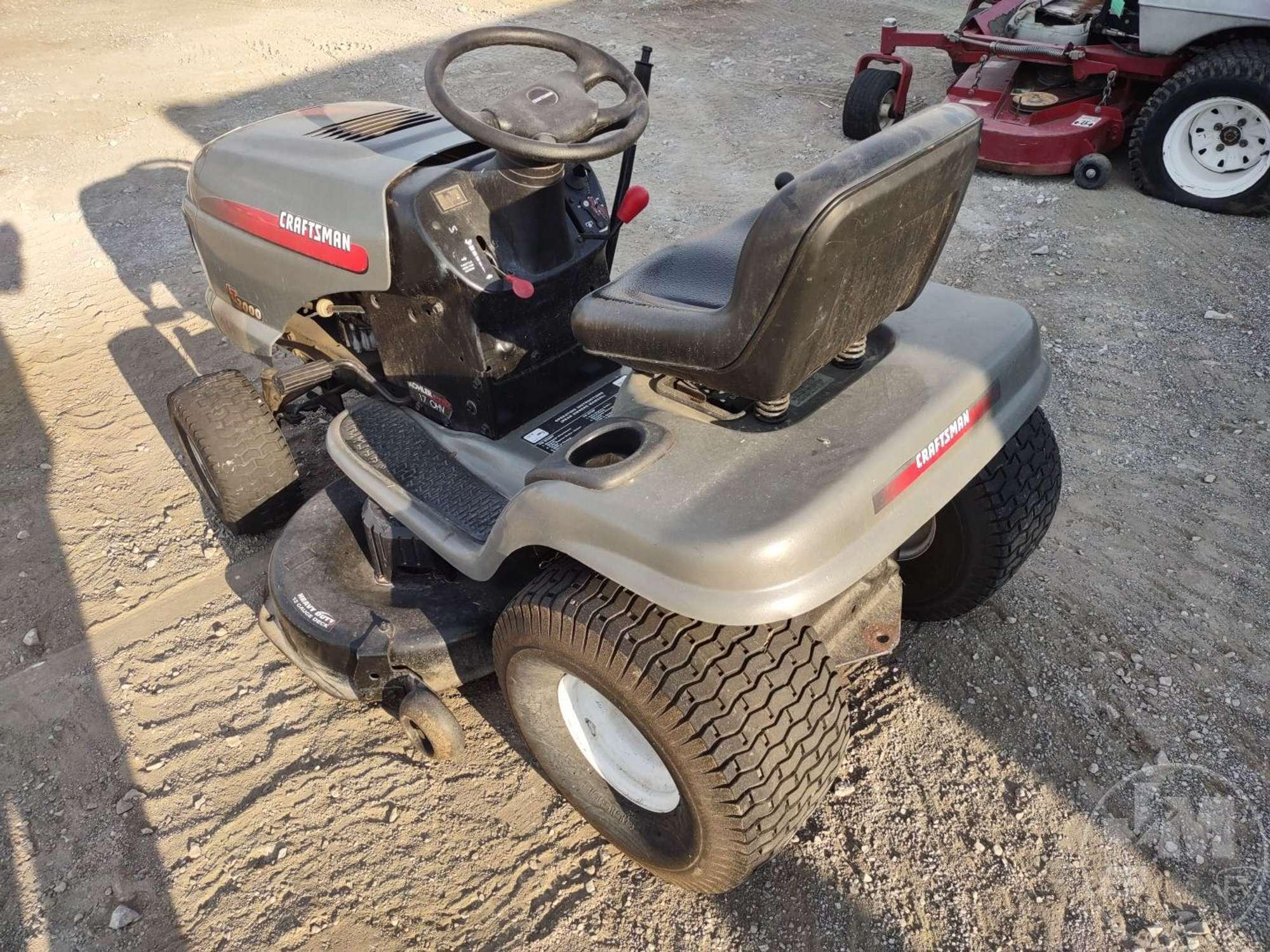 CRAFTSMAN LT2000 RIDING MOWER SN: 042103B011795