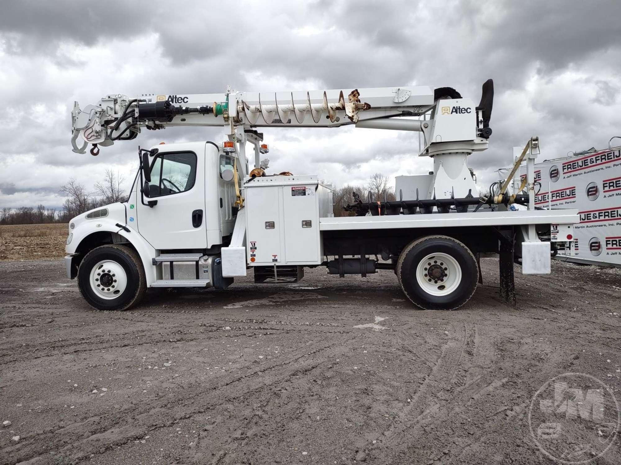 2019 FREIGHTLINER M2-106 DIGGER DERRICK S/A DIGGER DERRICK TRUCK VIN: 3ALACXFC8KDKB7859