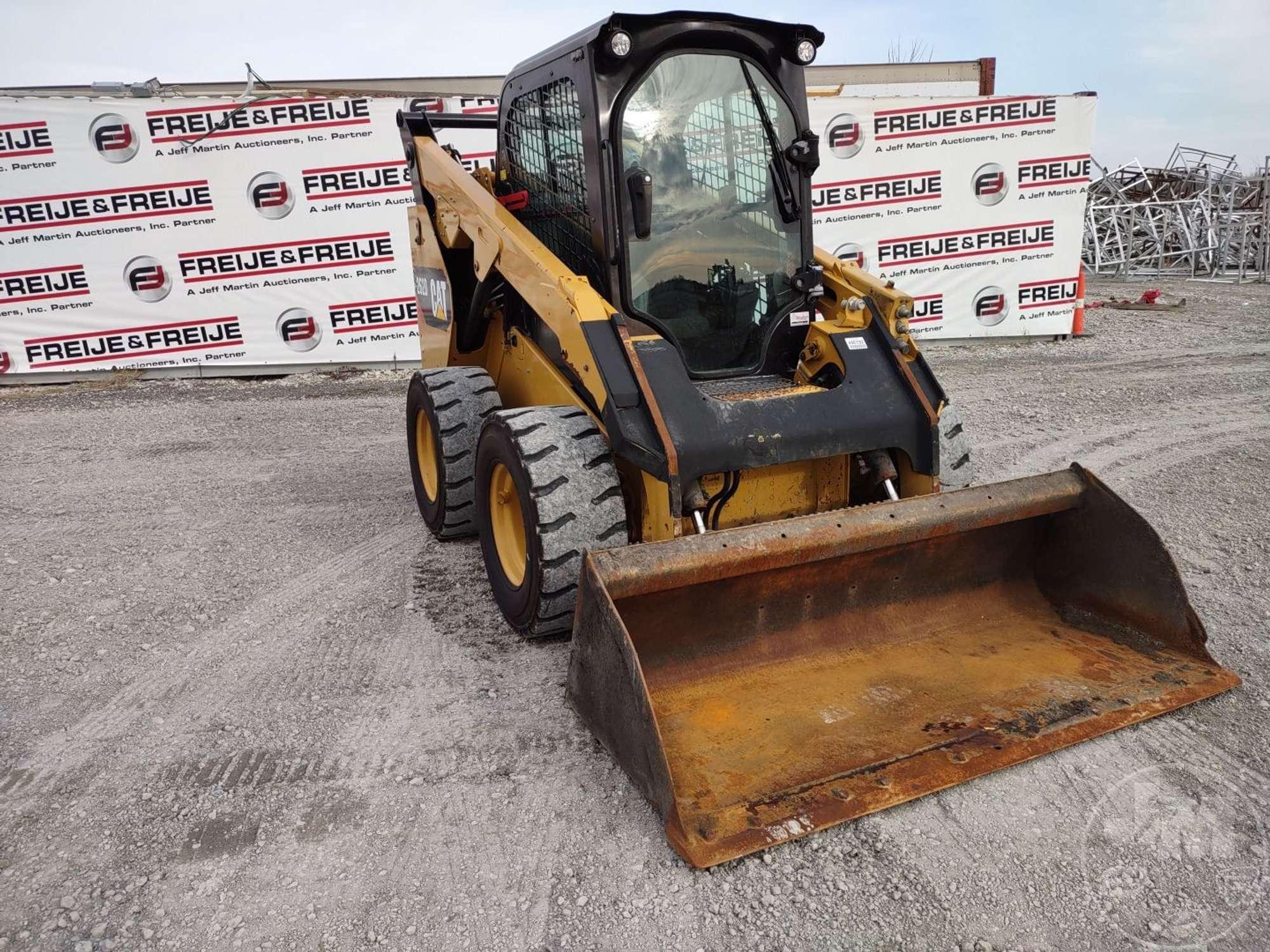 2016 CATERPILLAR 262D SKID STEER SN: CAT0262DCDTB05010