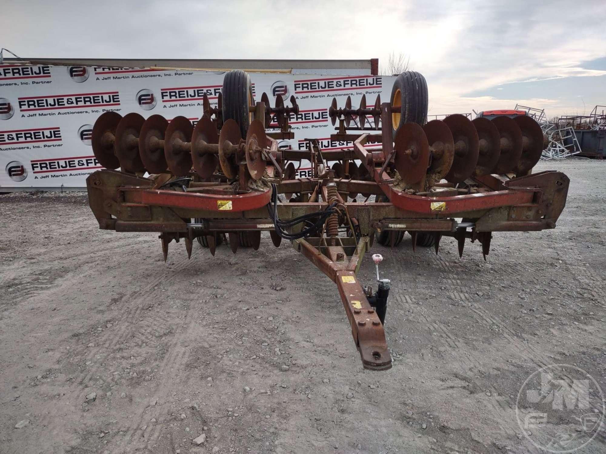 KIWANEE 1020 DISC HARROW