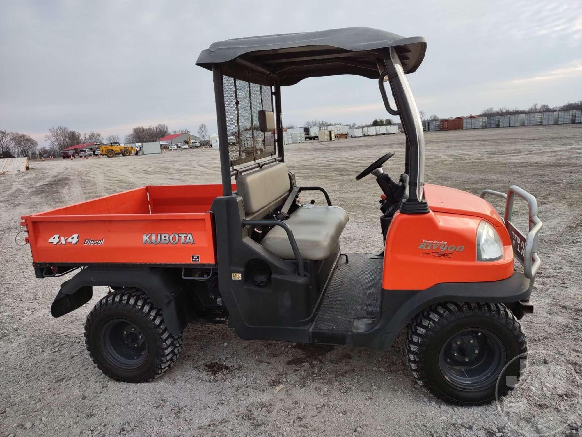 KUBOTA RTV900 SN: 900A61067787