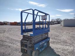 2016 GENIE GS-1930 25 SCISSOR LIFT SN: GS3016P-152590