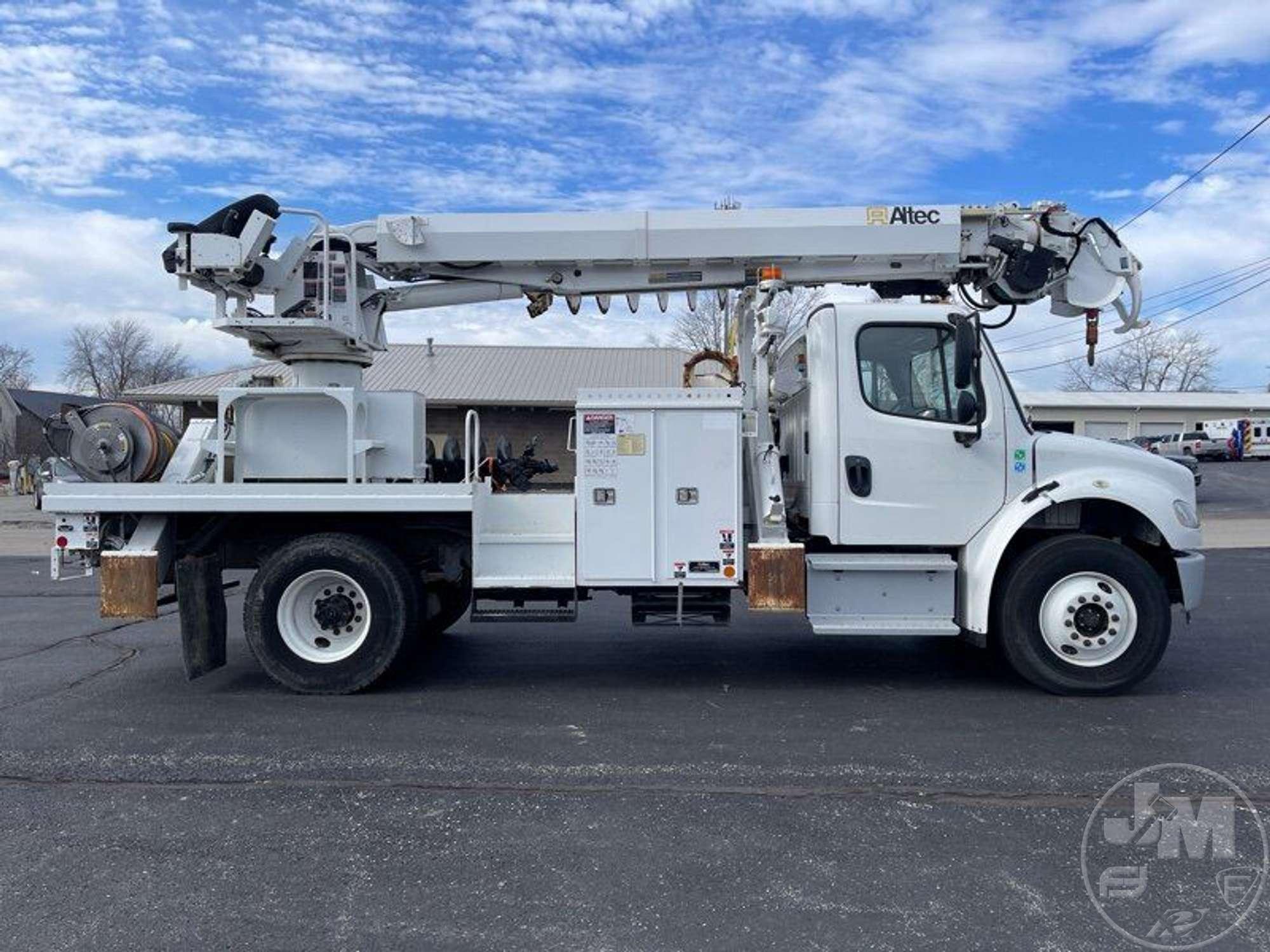 2019 FREIGHTLINER M2-106 DIGGER DERRICK S/A DIGGER DERRICK TRUCK VIN: 3ALACXFC8KDKB7859