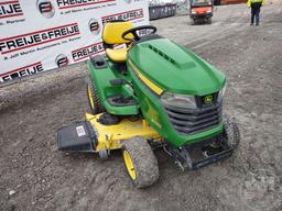 2018 JOHN DEERE X580 RIDING MOWER SN: 1M0X580AKJM133327