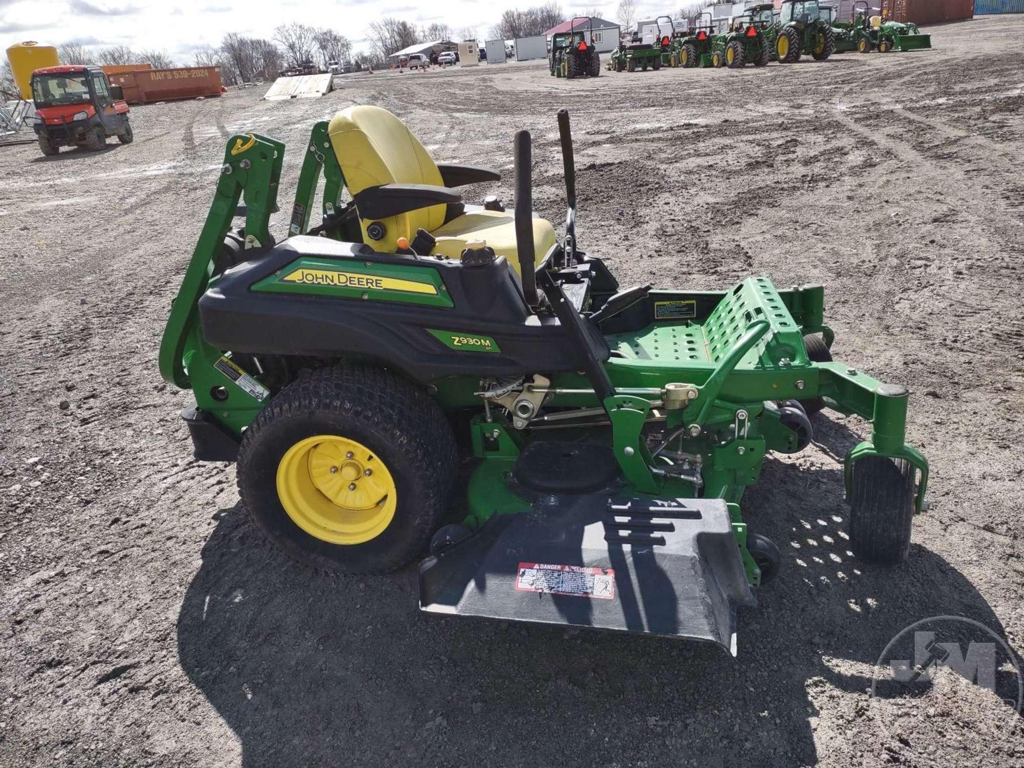 2013 JOHN DEERE Z930M ZERO TURN SN: 1TC930MGCDY010392