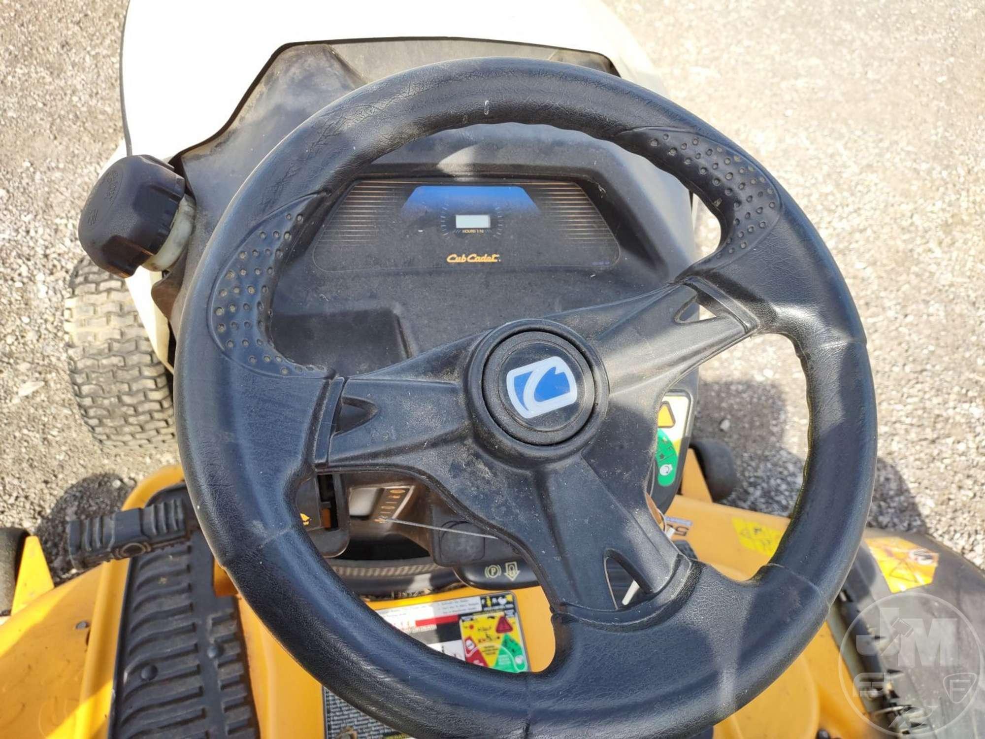 2014 CUB CADET LTX 1050 RIDING MOWER SN: 13 WQ93AP009