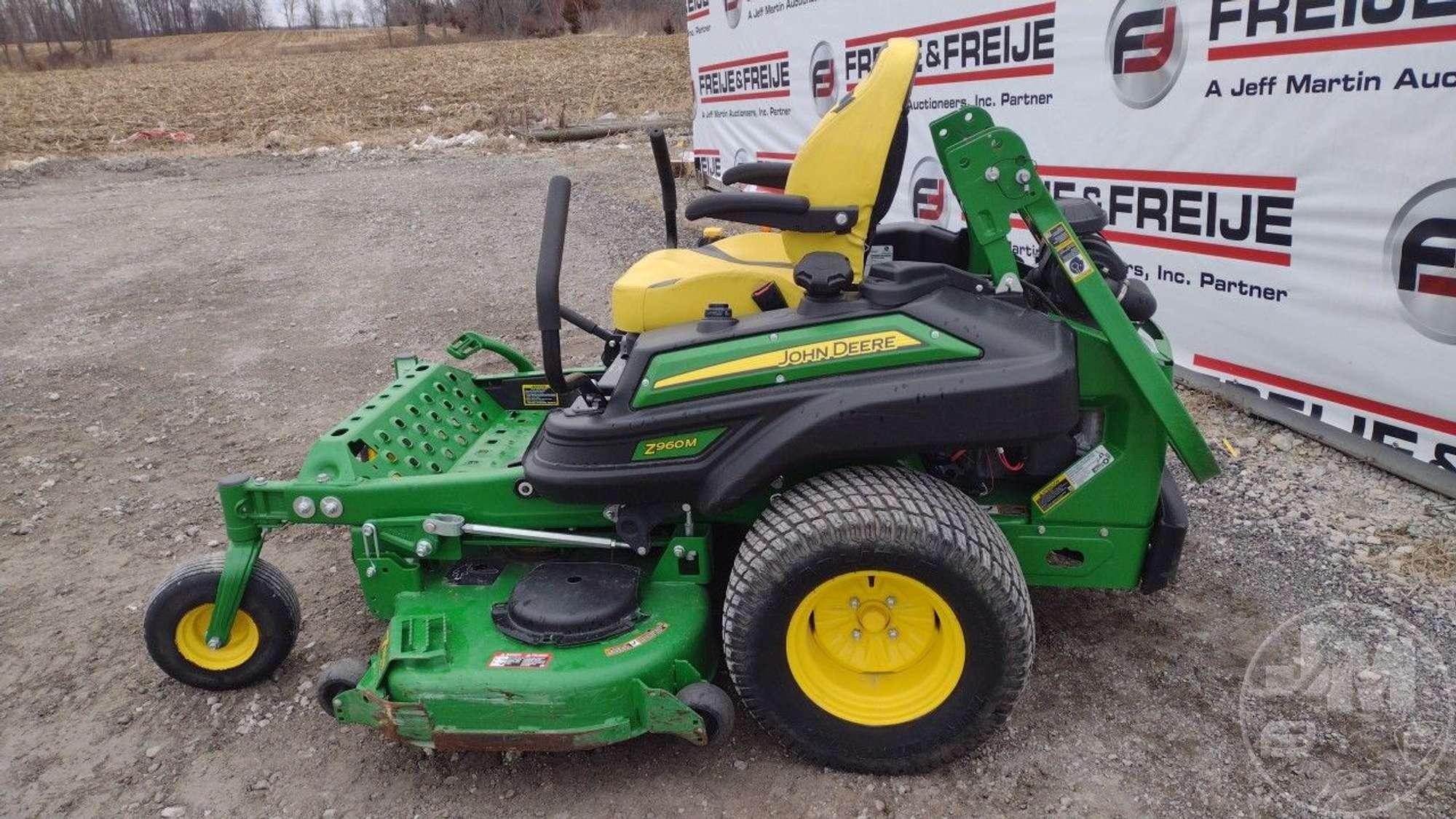 2020 JOHN DEERE Z960M ZERO TURN SN: 1TC960MCTLT080749