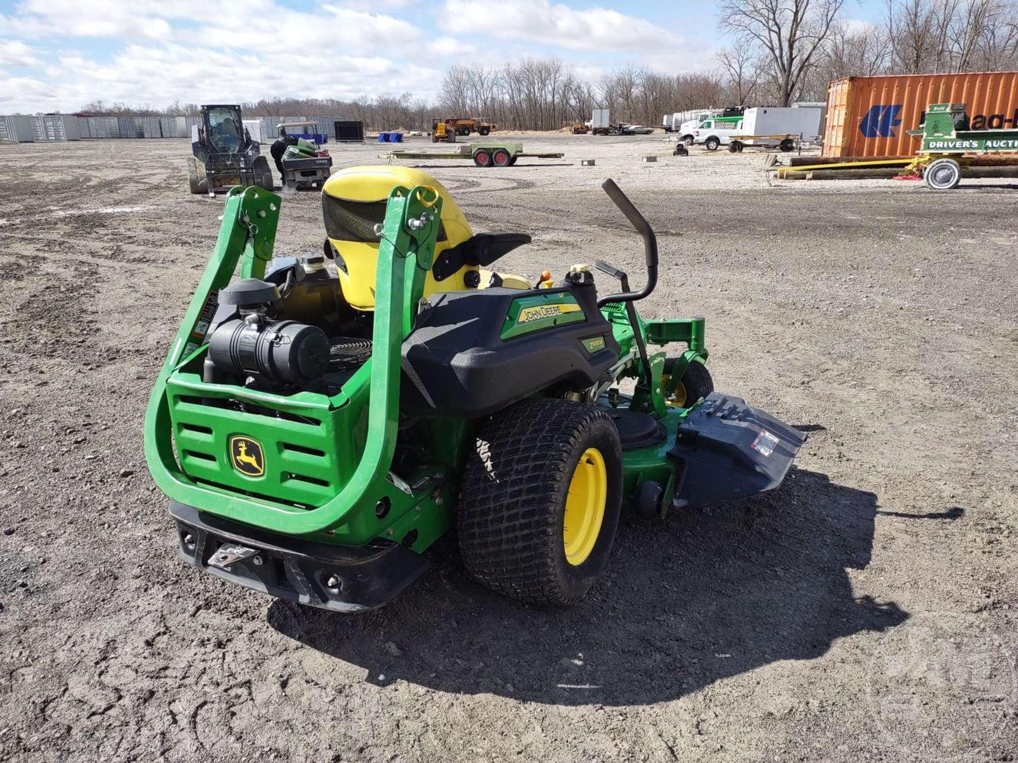 2013 JOHN DEERE Z930M ZERO TURN SN: 1TC930MGCDY010392