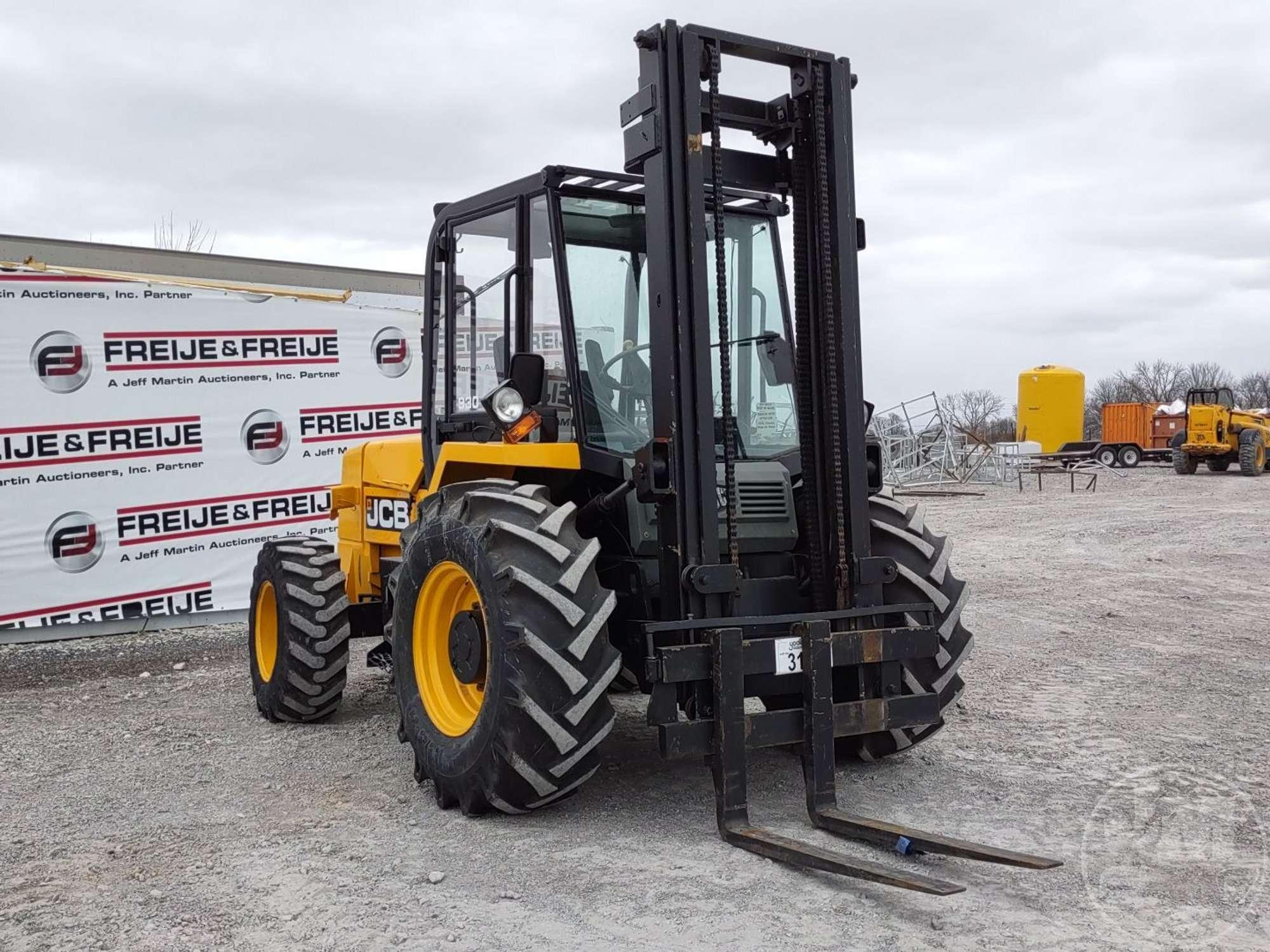 JCB 930 ROUGH TERRAIN FORKLIFT