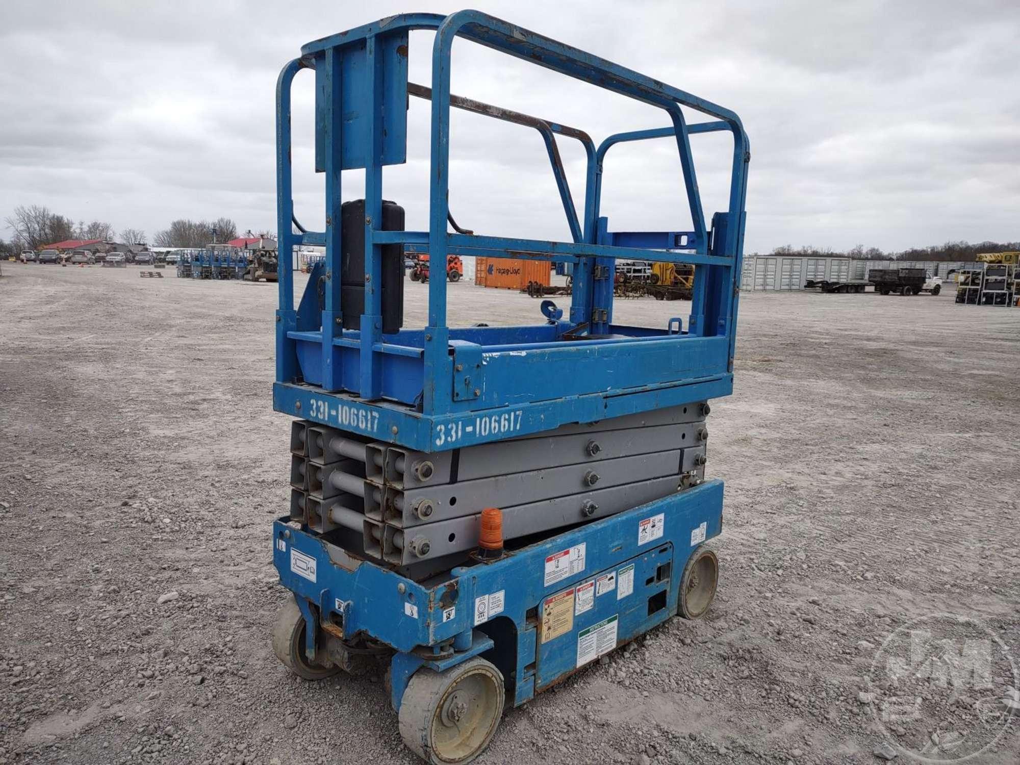 2013 GENIE GS-1930 25 SCISSOR LIFT SN: GS3013A-126659