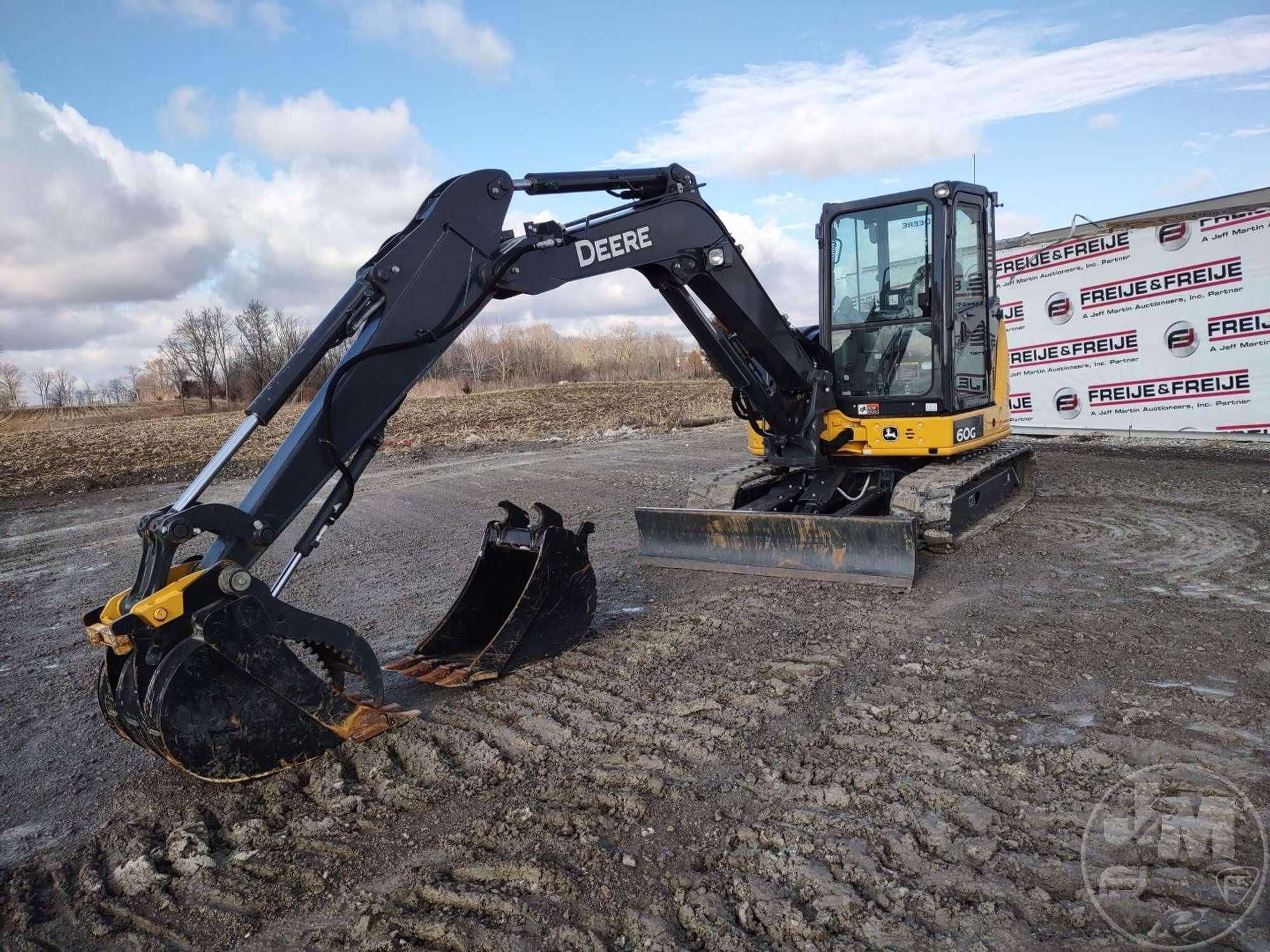 2019 DEERE 60G HYDRAULIC EXCAVATOR SN: 1FF060GXCKJ291056