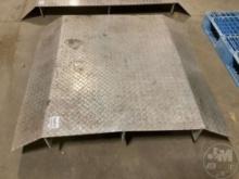 ALUMINUM DOCK BOARD/PLATE