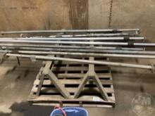 A PALLET OF, 8 LOAD BARS AND 2 STEEL STANDS