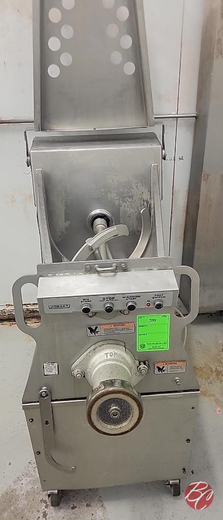 Hobart MG1532 Meat Mixer/Grinder W/ Casters