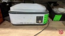 Nesco Roaster Oven 18qt