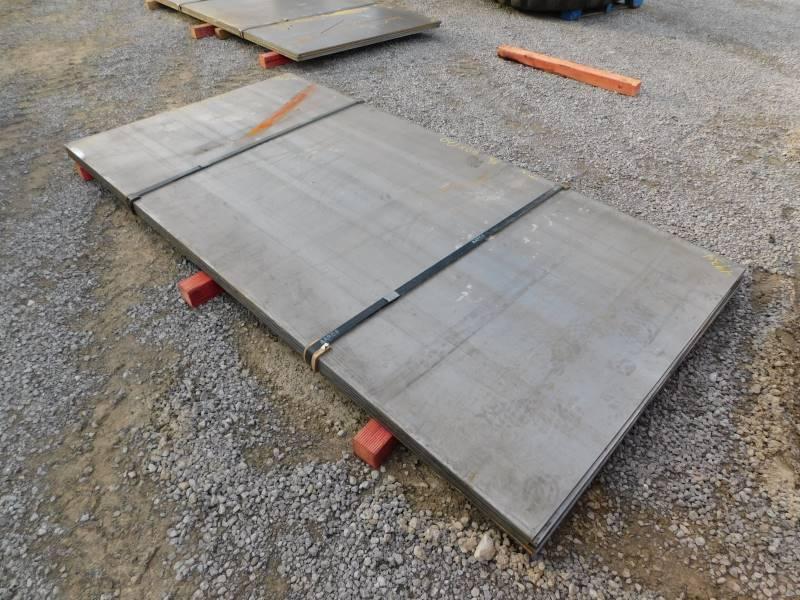 (5) NEW STEEL ROAD PLATES