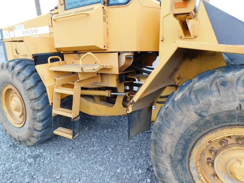 1998 VOLVO L90C WHEEL LOADER