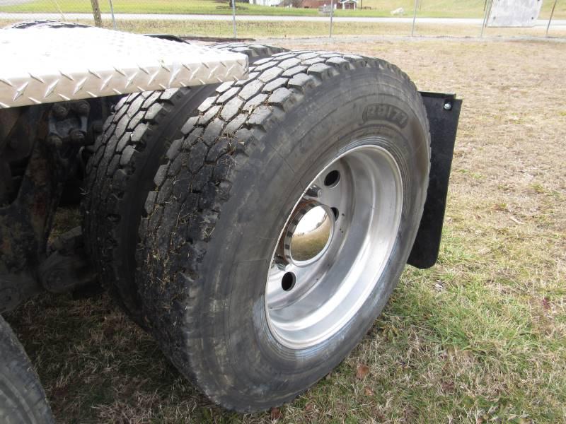 1999 KENWORTH W900L TRI-AXLE TRUCK TRACTOR