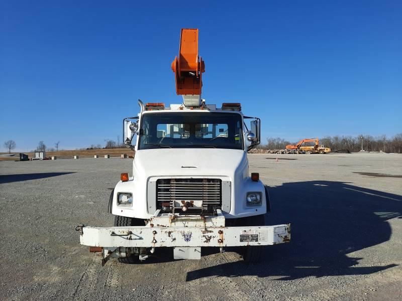 2001 FREIGHTLINER FL80 T/A BKT TRUCK