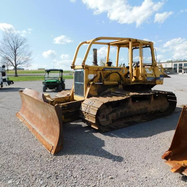 1999 KOMATSU D58P CRAWLER TRACTOR