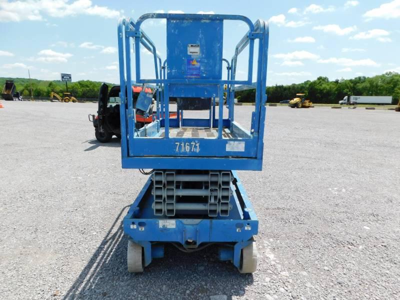 1999 GENIE GS2646 SCISSOR LIFT