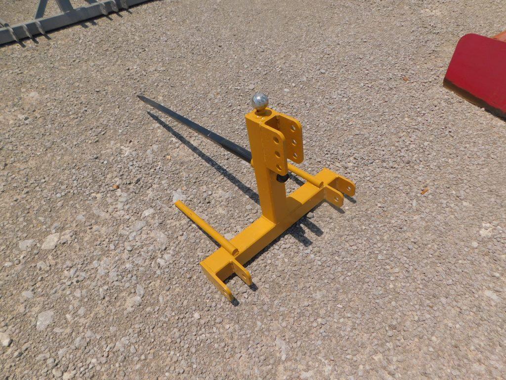 HAY SPEAR/GOOSENECK TRAILER MOVER