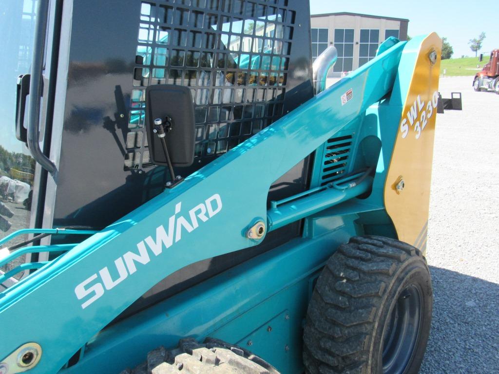 2020 SUNWARD SWL3230 SKID STEER