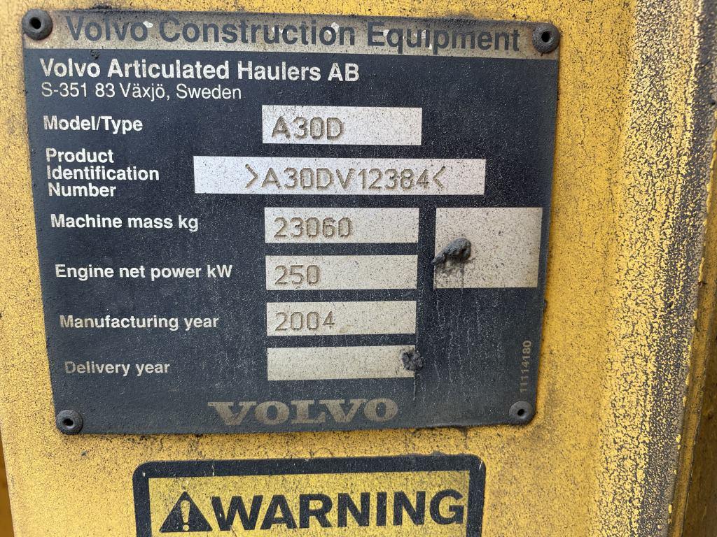 2004 VOLVO A30D ARTIC WATER TRUCK