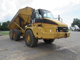 2005 CAT 725 ARTIC DUMP TRUCK