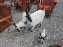 METAL GOAT FAMILY YARD DECOR